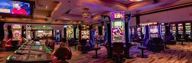 Antarmuka slot online gold888 dengan beragam tema dan fitur